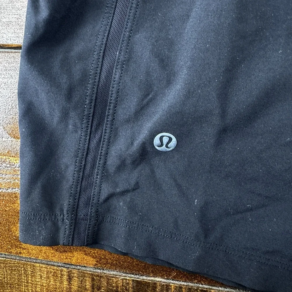 Lululemon Surge Mens Large 34